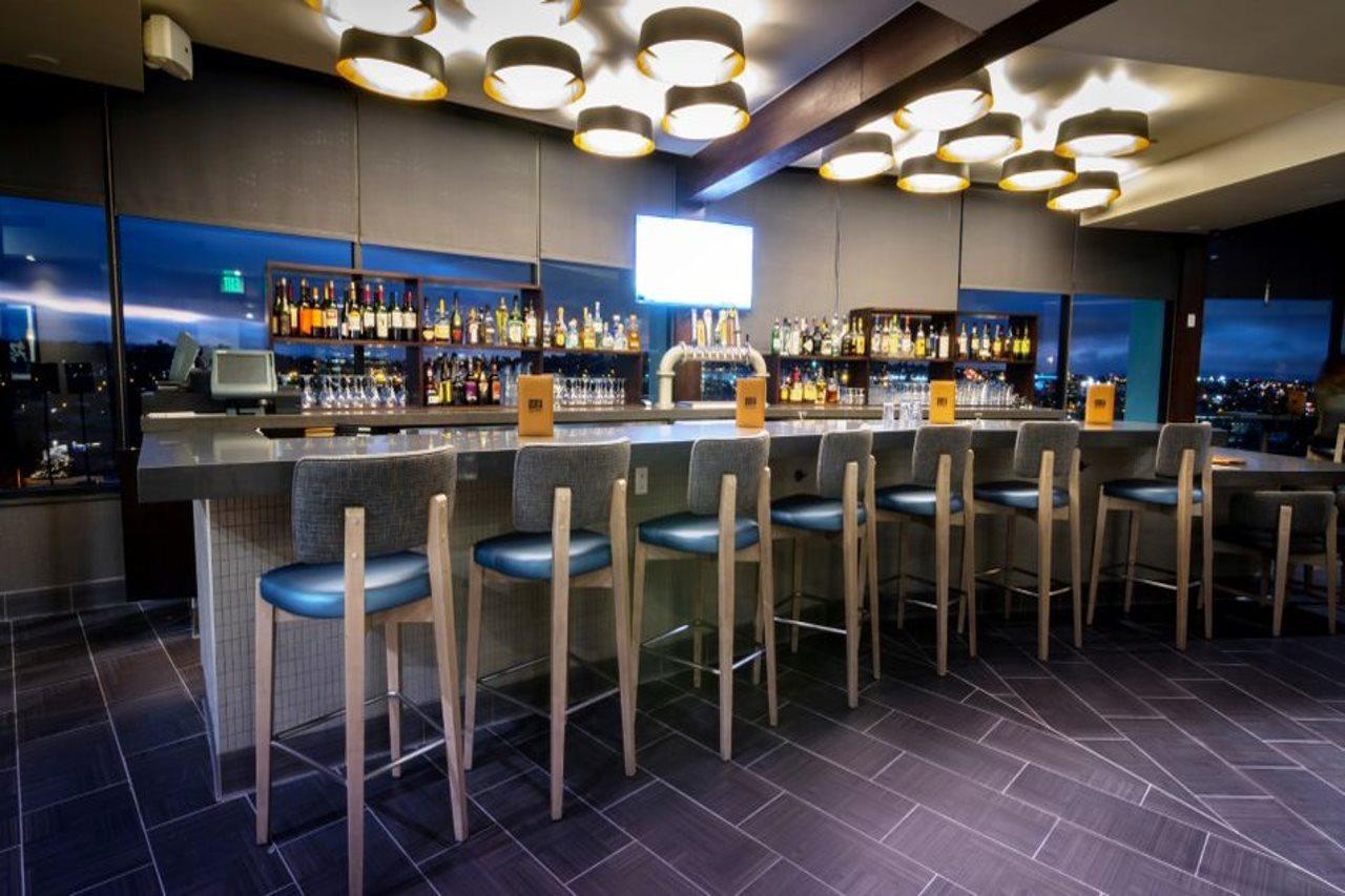 长滩机场假日酒店 外观 照片